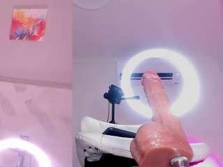Zoe live cam preview