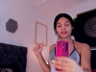 zoex2 live webcam show