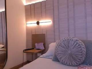 Strpcha Latina, Hd, Curvy, Tattoos, Hazel Eyes, Foot Fetish, Drinking, Dirty Talk, Deepthroat, Creampie, Brown Hair, Big Tits, Ass...