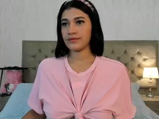 Corinabrown's Live Sex Cam Show