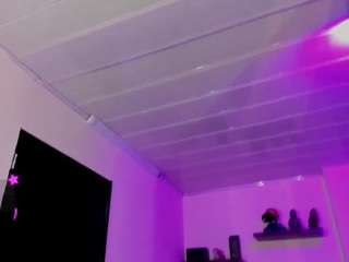  miiss-greyy chat room