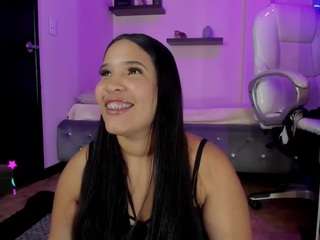 miiss-greyy chat room