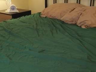 bonnie-whitee's CamSoda show and profile