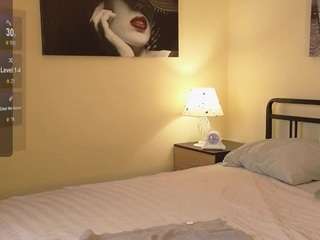 bonnie-whitee webcam