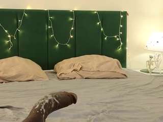 bonnie-whitee webcam