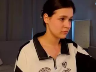Lilly's Live Sex Cam Show