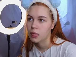 ElwynaBeeson's Live Sex Cam Show