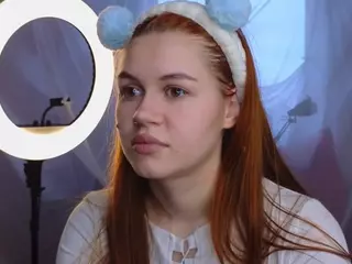ElwynaBeeson's Live Sex Cam Show