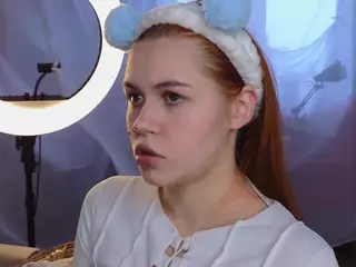 ElwynaBeeson's Live Sex Cam Show