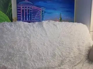 ElwynaBeeson's Live Sex Cam Show