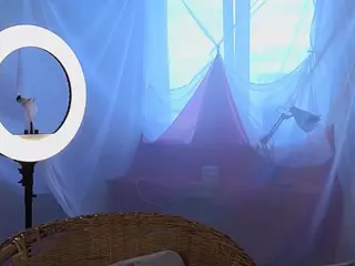 ElwynaBeeson's Live Sex Cam Show