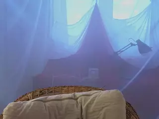 ElwynaBeeson's Live Sex Cam Show