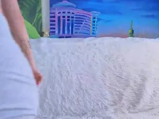 ElwynaBeeson's Live Sex Cam Show