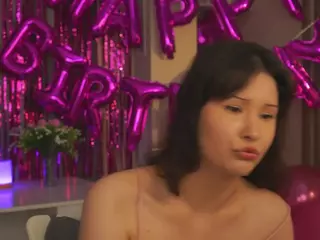 GaynaFenney's Live Sex Cam Show