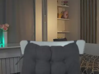 GaynaFenney's Live Sex Cam Show