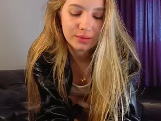 GlennaGrindel's Live Sex Cam Show