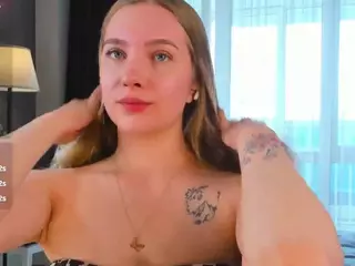GlennaGrindel's Live Sex Cam Show
