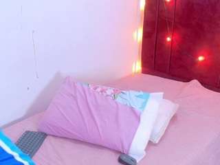  hot-littlechill chat room