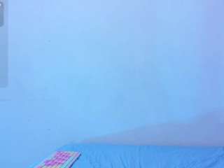 hot-littlechill webcam model