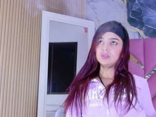 hot-littlechill live cam profile