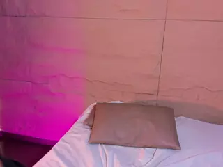 MaluLopez's Live Sex Cam Show