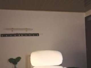 renaxi-smith live cam profile