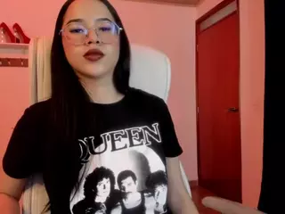 Renaxi-Smith's Live Sex Cam Show