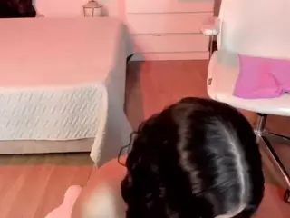 Renaxi-Smith's Live Sex Cam Show
