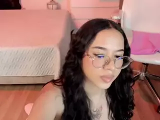 Renaxi-Smith's Live Sex Cam Show