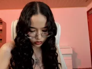 Renaxi-Smith's Live Sex Cam Show