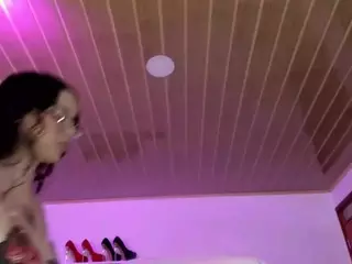 Renaxi-Smith's Live Sex Cam Show
