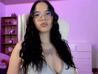 Renaxi-Smith's Live Sex Cam Show