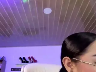 Renaxi-Smith's Live Sex Cam Show
