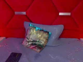 SofiaRoberts's Live Sex Cam Show