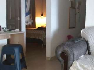 vanessa-aniston live cam profile