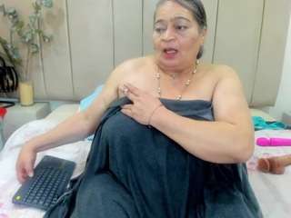 vickyboobss Live Webcam on CamSoda