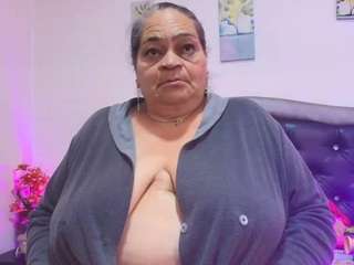 vickyboobss