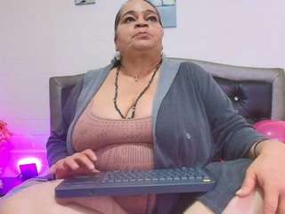 vickyboobss live webcam show