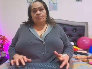 vickyboobss