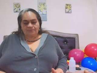 vickyboobss live webcam show