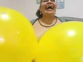 vickyboobss live webcam show