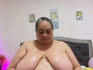 vickyboobss live webcam show