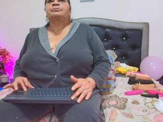 vickyboobss live webcam show