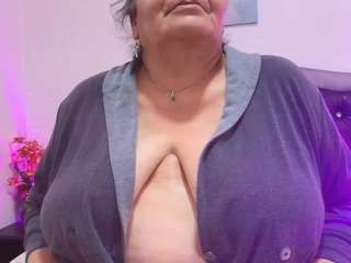 vickyboobss