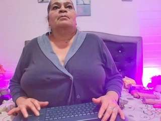 vickyboobss