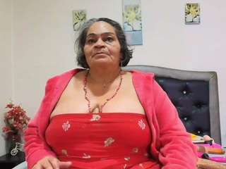 vickyboobss