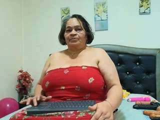 vickyboobss