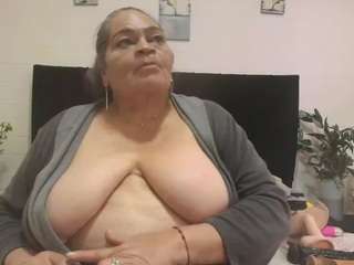 vickyboobss