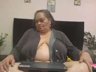 vickyboobss
