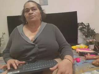 vickyboobss